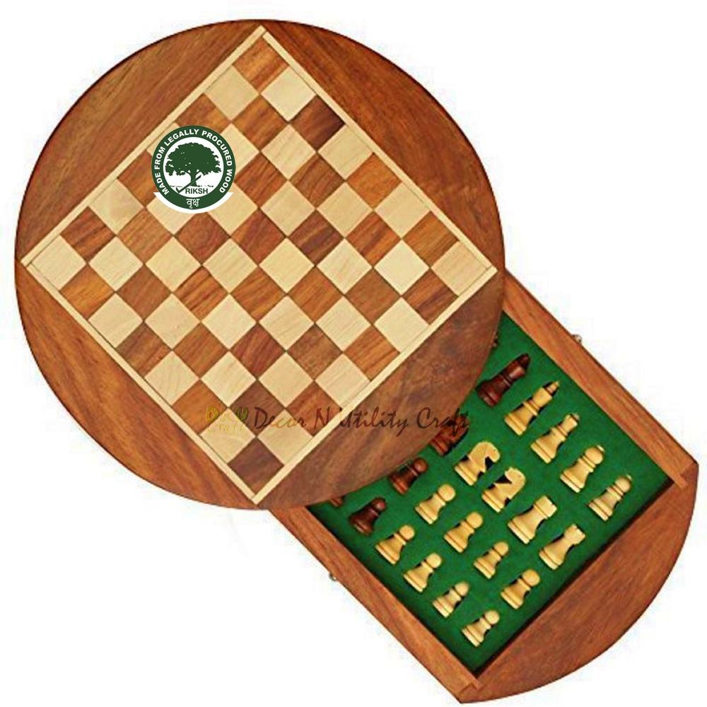 Premium circular wooden chess set