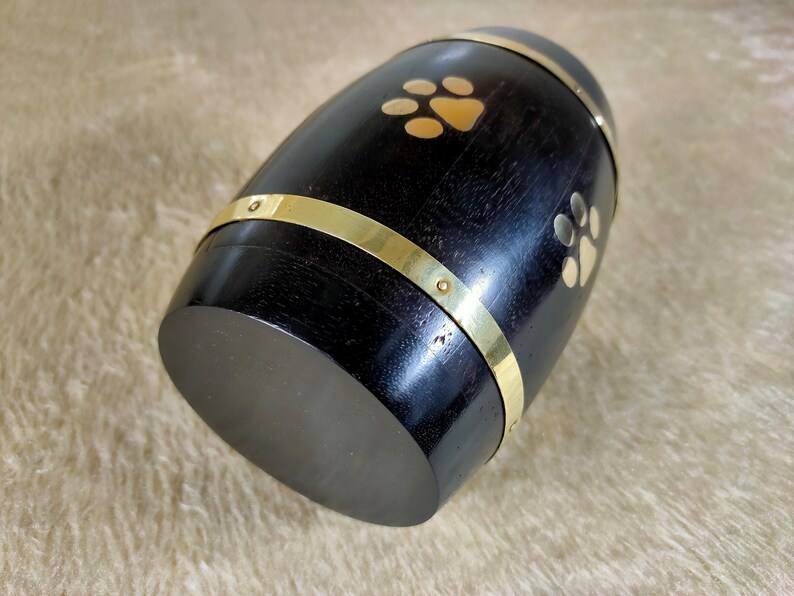 Barrel Urn for Cats Dogs & Birds